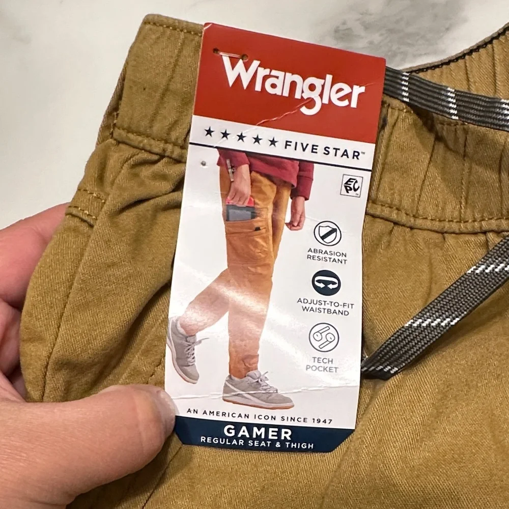 Wrangler Tan Cargo Pants for Men